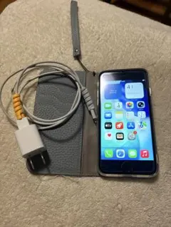 iPhone se 第2世代　64GB ホワイト