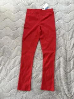 新品未使用　タグ付き　赤 スキニー　長ズボン ポケット付き　150 ダンス