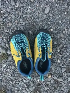 KEEN イエロー/ブルー