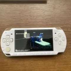 PSP-2000+ACアダプタ、MS4GB、GPS、ワンセグ、マイク、ソフト付き