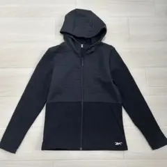 Reebok トレーニングウェア　ジャケット