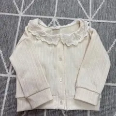 クリーム色カーディガン