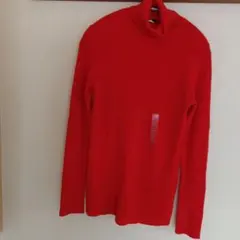 UNIQLO エクストラファインメリノウールオレンジ タートルネック セーター