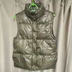 ローカルモーション オリーブ色 ベスト
