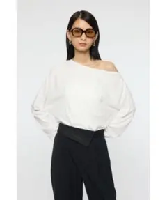 【MOUSSY】 ワンショルダーロングスリーブTシャツのサムネイル