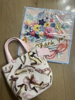 フェイラーLOVERARY ラブマイシューズトートバッグ　ハンカチのサムネイル