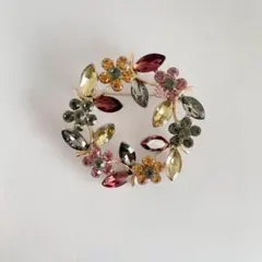 煌めきリースブローチ　花　リース　ボタニカル　卒業式　入園式　着物