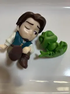 肩ズン 塔の上のラプンツェル フリン・ライダーとパスカル フィギュアセット