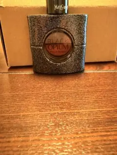 YSLイブ・サンローラン 香水 ブラックオピウム オーデパルファム 30ml