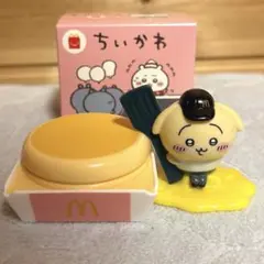 ちいかわ　ハッピーセット　うさぎのプチパンケーキケース