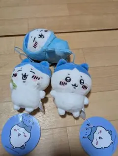 ちいかわ　ハチワレ　ぬいぐるみマスコット3個セット