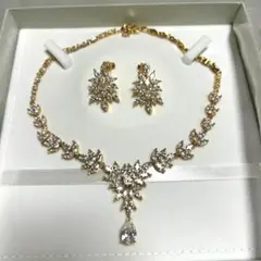 ステラブライダル ネックレスとイヤリングセット[ゴールド ]
