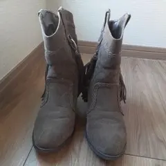 Item thumbnail for item 0a66029b-d027-4369-bd9b-22918312790f