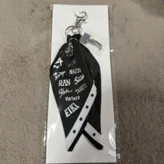 MAZZEL EIKI エイキ バンダナキーホルダー トレカ まぜべや - メルカリ