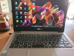 ASUS ZenBook U310U ノートPC i5 SSD1TB.