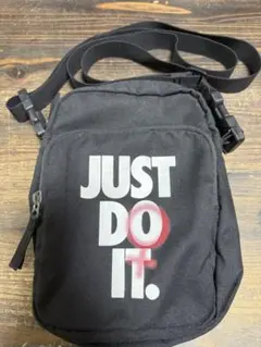 NIKE ショルダーバッグ JUST DO IT ブラックのサムネイル