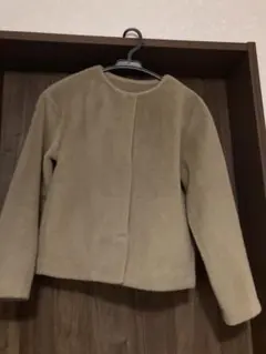 UNIQLOユニクロ　フェイクファーコート カラー　ダークオリーブ サイズ　S