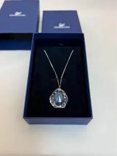 【お値下げ中】美品Swarovski 正規品　ネックレス