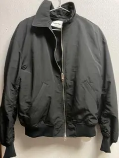 ブラックジップアップジャケット