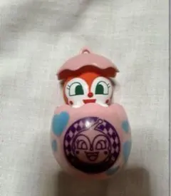 アンパンマン　ガチャガチャ　わくわくたまご　ドキンちゃん　キーホルダー
