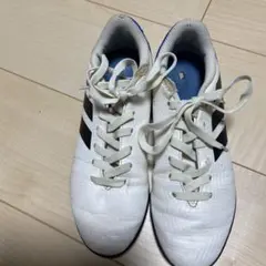 アディダス サッカーシューズ