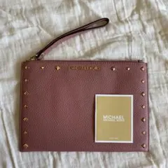 【半額以下】MICHAELKORSマイケル・コース　クラッチバッグ【新品未使用】