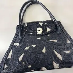 印傳屋 花柄刺繍 クラッチバッグ - メルカリ
