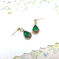 No.061☆雫×フラワー（グリーン） ピアス イヤリング マスクチャーム