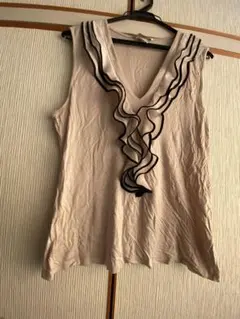 H&M ベージュ Vネック ノースリーブ フリル付き Lサイズ