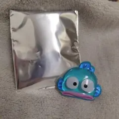 ぷっくりったいバッジ ハンギョドン サンリオキャラクターズ