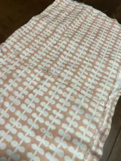 ピンクとホワイトのダブルガーゼ生地 幾何学模様　1メートル　未使用