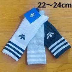 【新品】アディダスオリジナルス　ソックス　3足セット　22～24cm　白　グレーのサムネイル