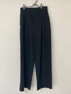 UNIQLO ブラック ストレートパンツ S