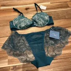 Chut! INTIMATES ブラ＆ショーツ D65 D70 E65 E70 - メルカリ