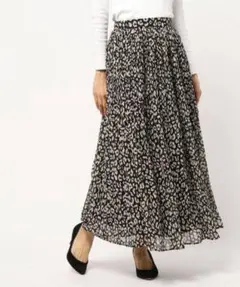 AZUL by moussy レオパプリーツスカート　Sサイズのサムネイル