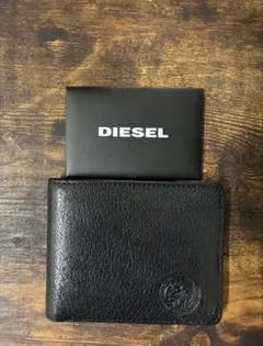 DIESEL 二つ折り財布　モヒカンロゴのサムネイル