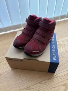 mont-bell キッズ 20㎝　防水　トレッキングシューズ　赤のサムネイル