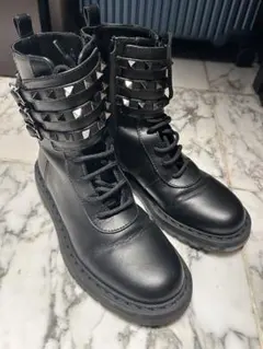 バレンティノ スタッズワークブーツ