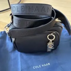 COLE HAAN ブラックショルダーバッグ