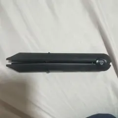 黒 ストレートヘアアイロン 温度調整機能付き コードレス