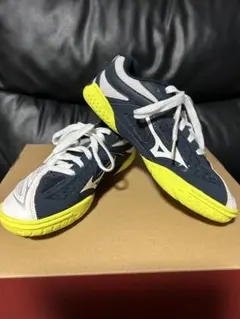 卓球シューズ23.5