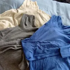 ユニクロ　ウィメンズメリノタートルネックセーター3枚セットt