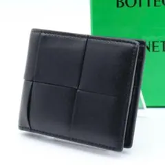 【超極美品】BOTTEGAVENETA カセット 二つ折り財布　札入れ　黒のサムネイル
