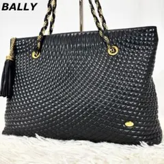 美品✨バリー ショルダーバッグ 肩かけ キルティング ゴールド金具 