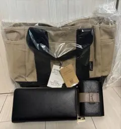 レディースバック　小物3点セット トートバック　長財布（汚有り）カード入れ　福袋