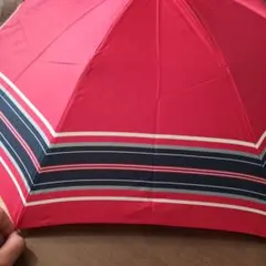 昭和レトロな赤いストライプ折りたたみ傘