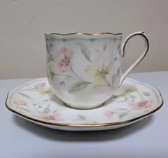 NARUMI☆ナルミ花柄デミタスカップ＆ソーサー 陶磁器製