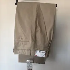 【未使用】ユニクロ　タックワイドパンツ　WOMAN Mサイズ