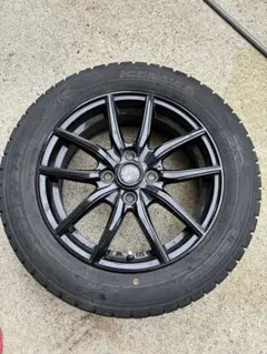 【手渡し可】4穴　PCD100 スタッドレスホイールセット 185/60R15のサムネイル