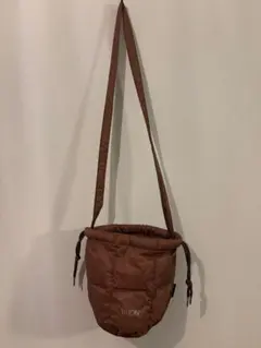 美品！TAION ブラウン 巾着型ショルダーバッグ